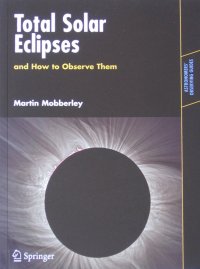 Total Solar Eclipses -kirjan kansikuva